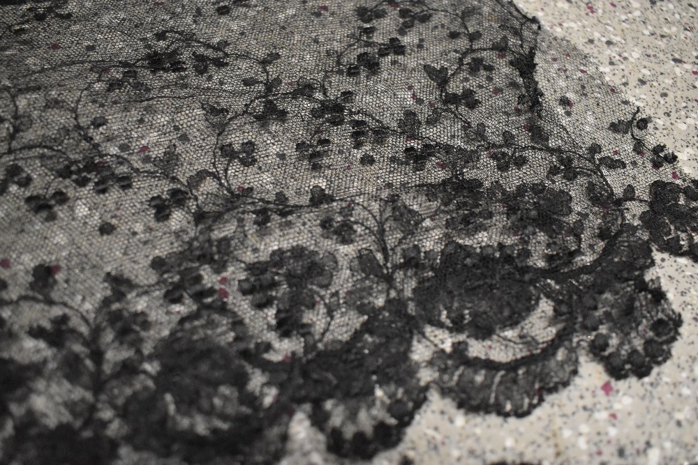 A collection of remnants of vintage and antique black lace and crochet, some have been removed off - Image 6 of 8