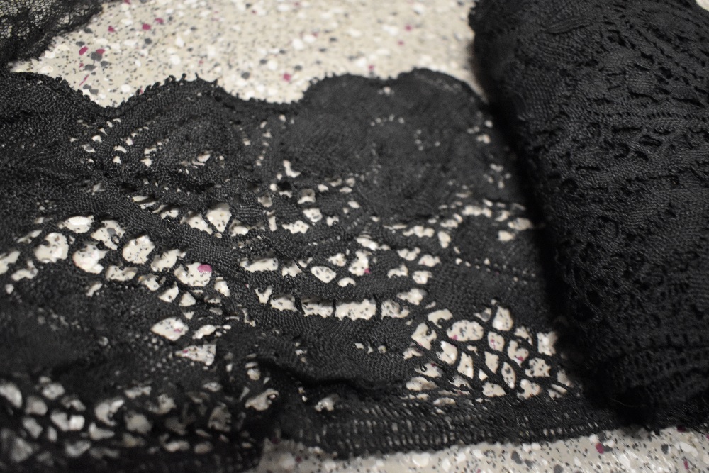 A collection of remnants of vintage and antique black lace and crochet, some have been removed off - Image 8 of 8