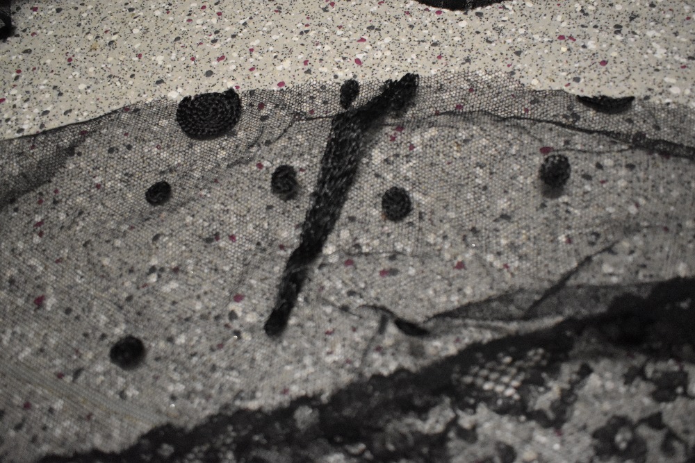 A collection of remnants of vintage and antique black lace and crochet, some have been removed off - Image 7 of 8