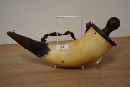 A continental horn shot flask.