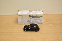A Lansdowne Models (Brooklin Models) 1:43 scale white metal model, LDM 104 1948 Austin 16hp