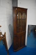 A priory style oak corner display