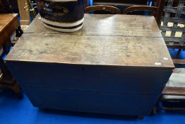A 19th Century grain or bedding chest of large propotions, approx. 112 x 78 x 65cm