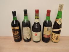 Five bottles of Wine, 1971 Chateau Monbousquet Saint Emilion no 103619, no strength or capacity