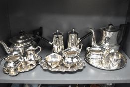 An assorted collection of silver plated ware, to include coffee and teapots, chocolate pots, sauce