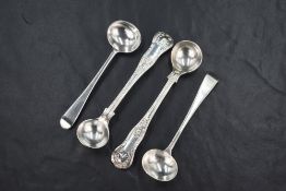 A pair of late George III salt spoons of Old English pattern, marks for London 1819, maker Solomon