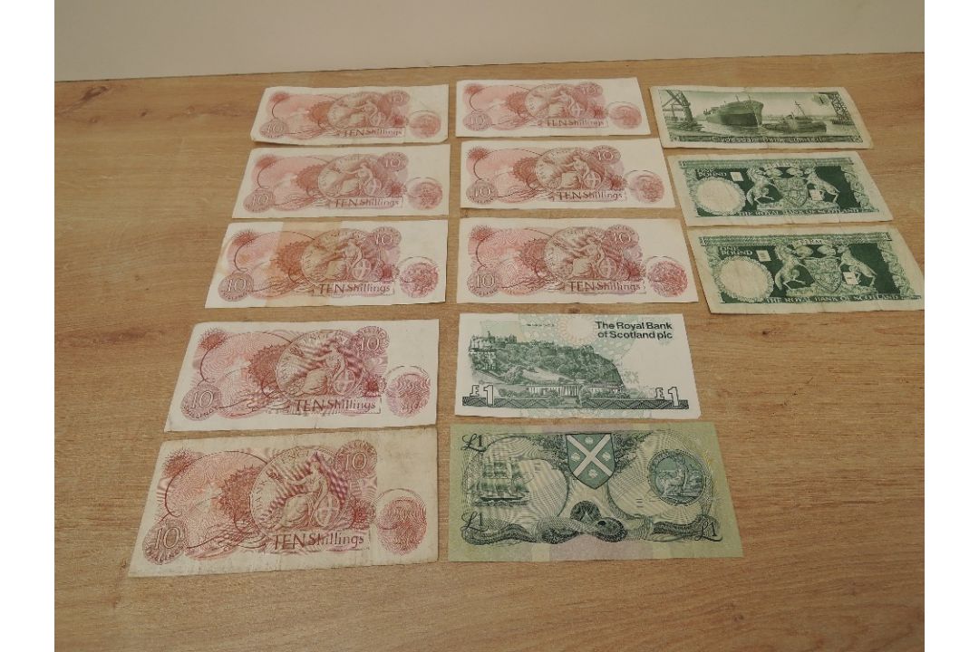 Eight Bank of England Ten Shilling Banknotes, Hollom 37L 785983 and 22H 012209, Fforde D02N - Image 2 of 2