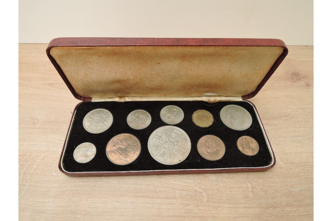 A 1953 Elizabeth II Ten Coin Proof Set, Farthing to Crown, in fitted case - Image 1 of 3