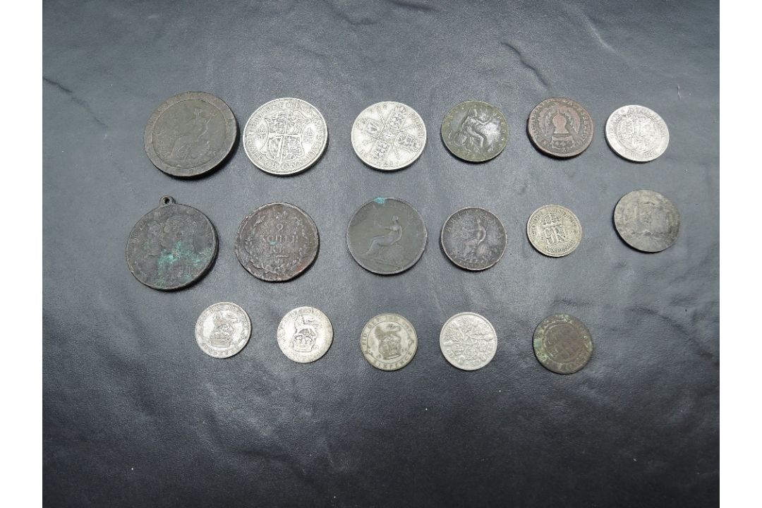 A small collection of GB Coins including 1678 Charles II Scottish Bawbee and a 1797 George III - Image 1 of 2