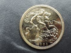 A 2001 Queen Elizabeth II Gold Proof Sovereign, George & Dragon, Royal Mint, Westminster Mint Case