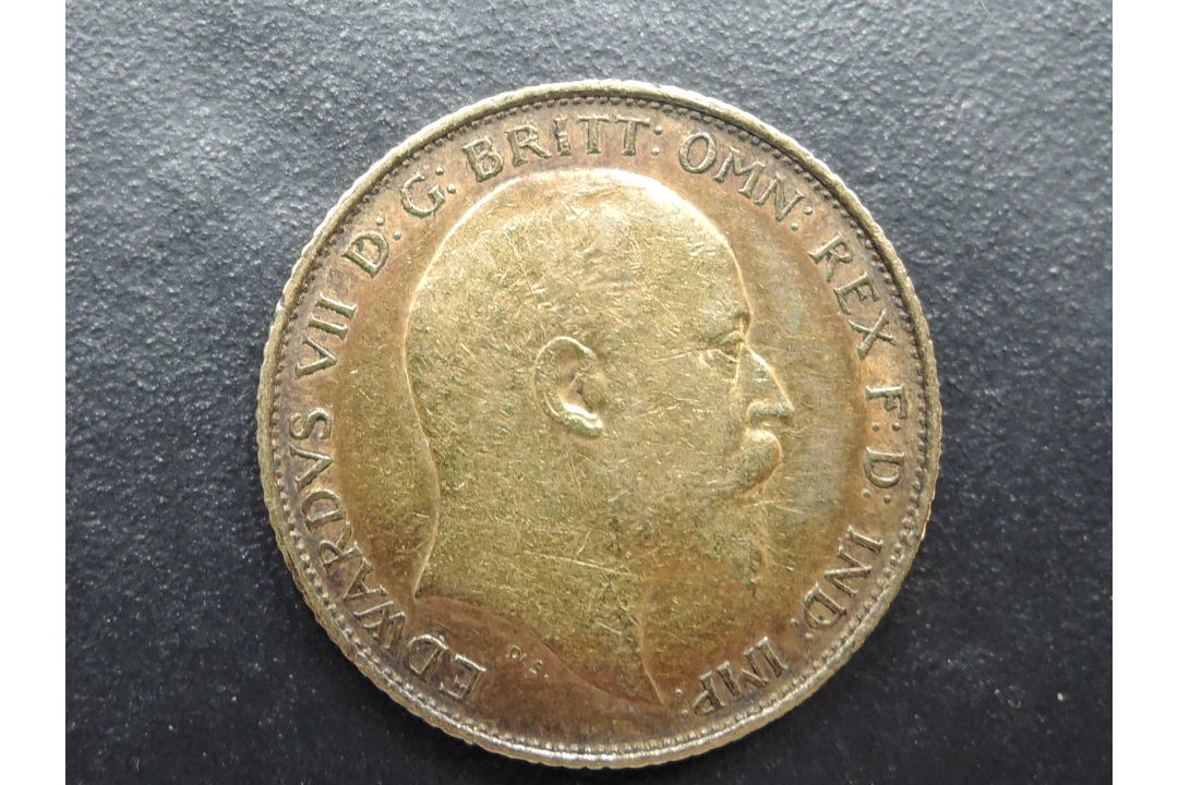 A 1903 George V Gold Half Sovereign, Royal Mint - Image 2 of 2
