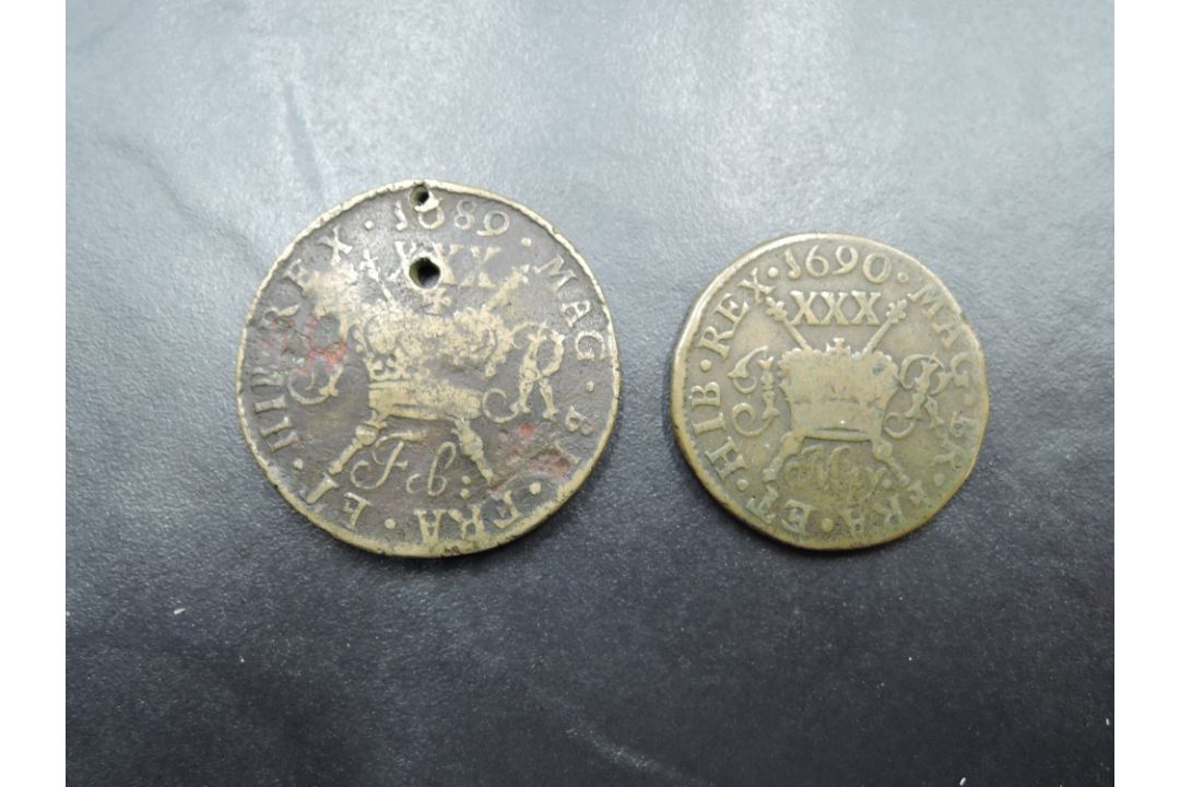 Two Irish Gun Money Coins, 1689 Large Half Crown XXX FeB, two small holes seen and 1690 Small Half - Image 1 of 2
