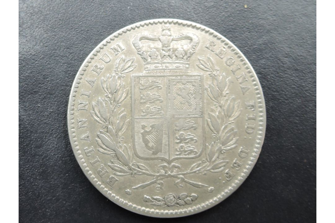 A 1845 Queen Victoria Silver Crown, young head - Image 1 of 2