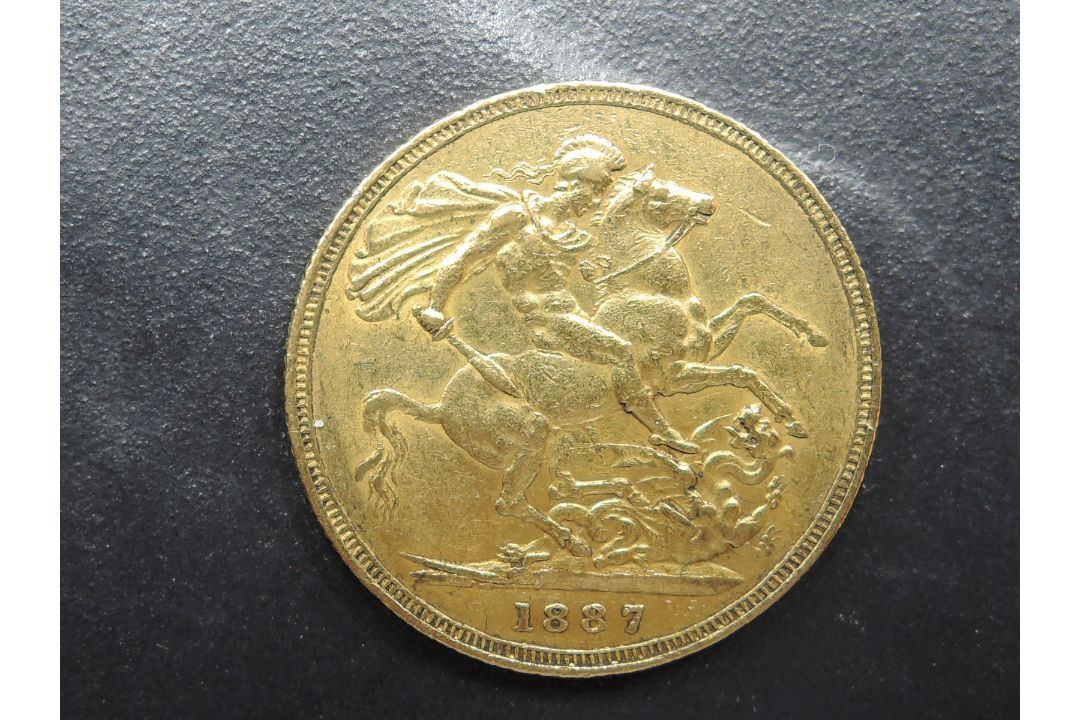 A 1887 Queen Victoria Gold Sovereign, Jubilee Head, George & Dragon, Royal Mint, Westminster Mint - Image 1 of 3