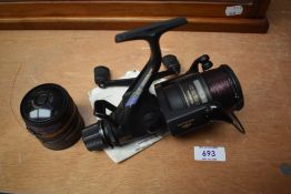 SHIMANO BAITRUNNER AERO GT 6010 FIXED SPOOL REEL WITH SPARE SPOOL