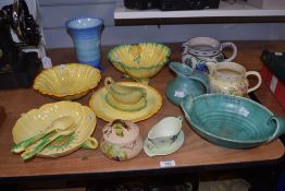 A mid-20th Century Carlton Ware salad bowl with servers, having a diameter of 26cm, and a