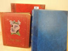 SCOTLAND - COLLECTION OF APX 600 POSTCARDS, IN THREE ALBUMS + SOME LOOSE Collection of postcards,