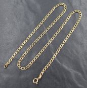 A 9ct gold flat curb link chain, approx 18' & 6g