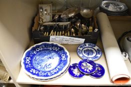A 19th/20th Century Copeland Spode Dolwyddelan Castle plate, having a diameter of 26cm, another