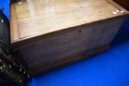 A 19th Century stripped blanket box , approx. 92 x 52 x 55cm