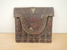 A possible Boar War period Shaving Kit containing 6 Cut Throat Razers in a fitted leather case