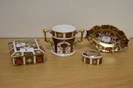 A group of four modern Royal Crown Derby bone china 1128 Imari pattern wares, comprising oval pin