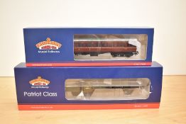 A Bachmann 00 gauge, 31-211 4-6-0 Patriot Class Home Gauge Loco & Tender and a 34-700B MK1