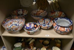 A selection of Imari ware, possibly Arita, comprising mainly bowls.