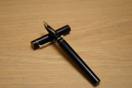 A Sheaffer Targa 1003 Classic GT 1st edition converter cartridge fill fountain pen matte black