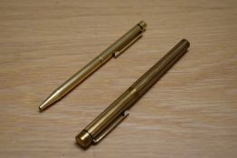 A Sheaffer Targa Classic cartridge converter fill fountain pen and ballpoint pen in gold plated