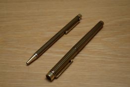 A Sheaffer Targa 682 Classic converter cartridge fill fountain pen and ballpoint pen in medici