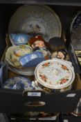 A 20th Century Royal Worcester porcelain cabinet plate decorated with a floral spray within a duck