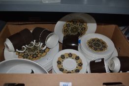 A Royal Doulton 'Segouva' pattern aprt dinner service comprising of approximately fifty pieces which