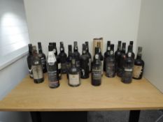 A collection of Vintage Port, Porto 10 Anos Quinta do Estanho, bottled in 1990 in card tube,