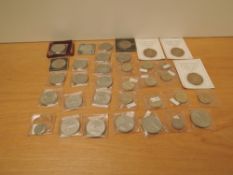 A collection of GB Coins, Five Pounds x8, Two Pounds x10, Crowns x15 & Shillings x2 (35)