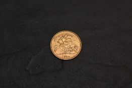 A 1913 George V Gold Half Sovereign, George & Dragon, Royal Mint