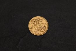 A 1904 Edward VII Gold Half Sovereign, George & Dragon, Royal Mint