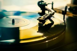 Vintage Vinyl and HiFi 4
