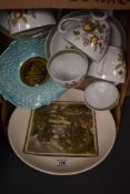 An Alfred Meakin 'Hereford' part tea service having 18 pieces approximately, a vintage Majolica