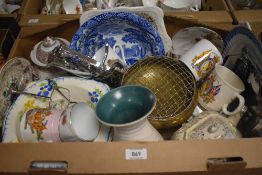 A large Copeland Spode 'Italian' dish, a set of six Losol Ware blue and white plates, serving bowls,