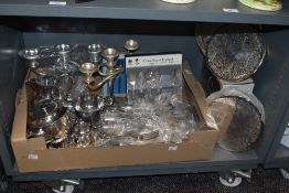 A selection of assorted silver plated ware, to include flatware, candelabras, and teaware