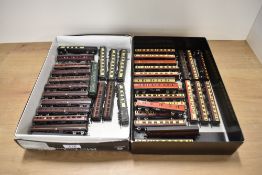 A collection of Graham Farrish and similar N Gauge Carriages, 39 in total, Pullman, Royal Mail,