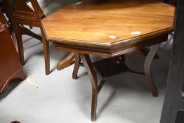 A Victorian mahogany occasional table having octagonal top, diameter approx. 68cm