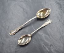 A cased set of six Elizabeth II silver teaspoons and six coffee spoons, of Devonshire style pattern,