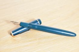 A Parker Duofold aerometric fill fountain pen in green with Duofold cap band having Parker 14k