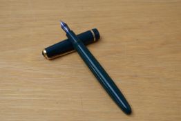 A Parker Duofold aerometric fill fountain pen in green with Duofold cap band having Parker 14k