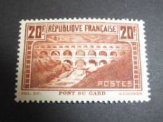 FRANCE 1931 20 Fr DEEP RED BROWN PONT DU GARD MOUNTED MINT (SG 475b/Yv262a) Top value from this