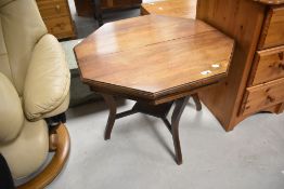 A Victorian mahogany occasional table having octagonal top, diameter approx. 68cm