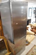 A Siemens fridge freezer