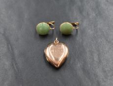 A 9ct rose gold heart locket, engraved 'M to T 1903' along with a pair of green hardstone set drop